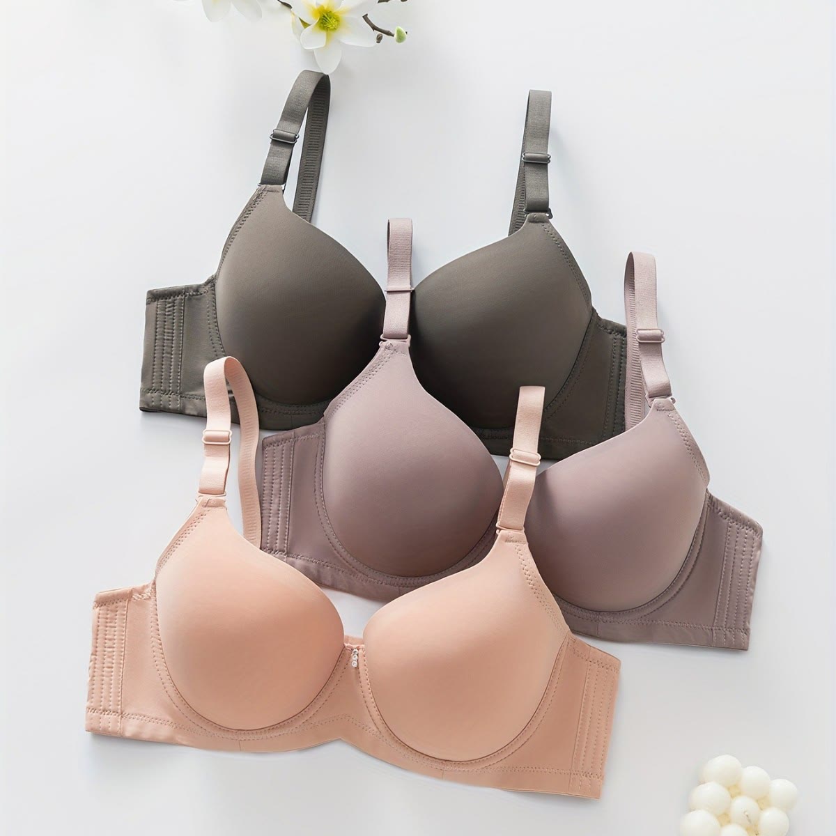Soutien-gorge push-up à armatures, fin et lisse, sans coutures