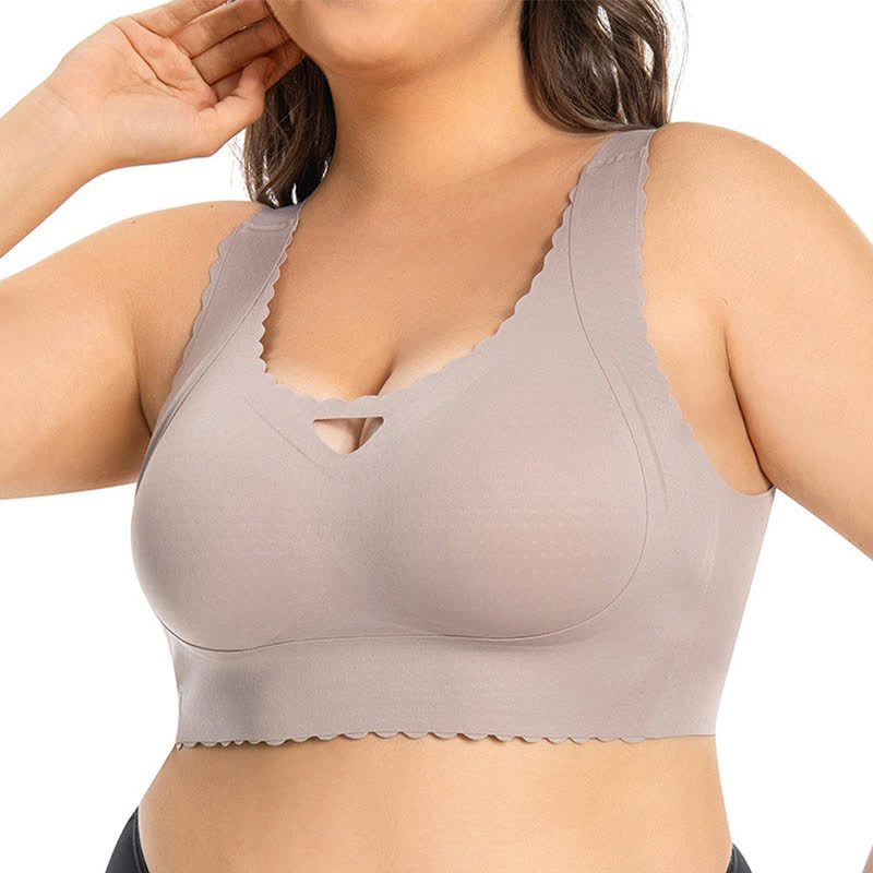 Soutien-gorge push-up sans armatures à bords ondulés et sans coutures grande taille