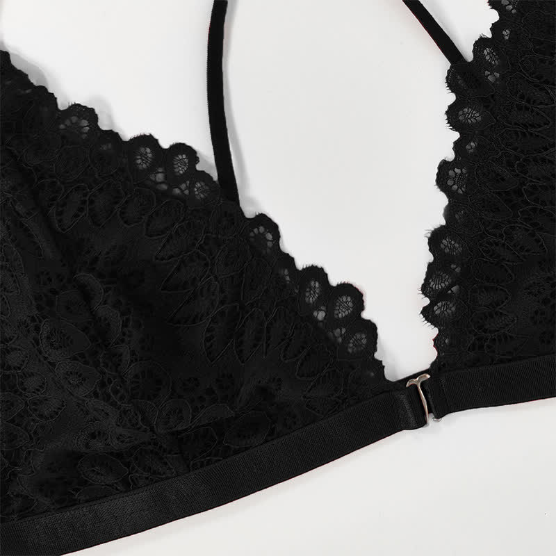 Soutien-gorge push-up sans armatures à bretelles spaghetti et bordure en dentelle