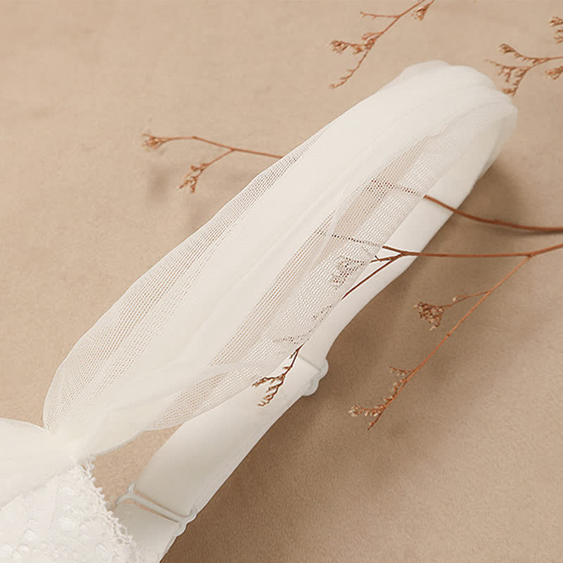 Soutien-gorge push-up à armatures en dentelle fine et minimiseur
