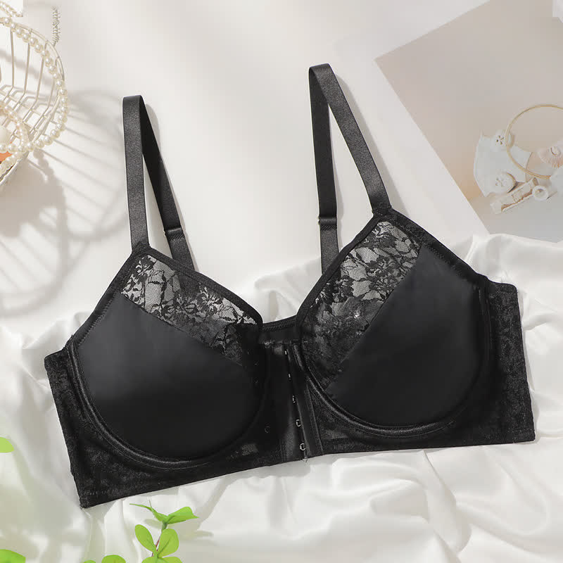 Soutien-gorge push-up à armatures avec fermeture sur le devant et dentelle