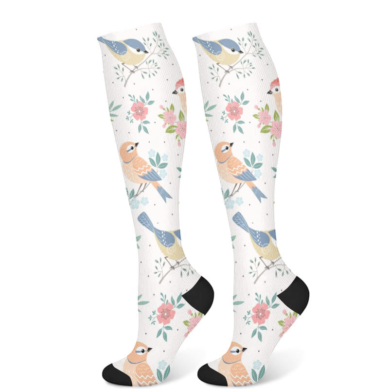 Chaussettes de compression à motif d'oiseaux et de fleurs printanières (3 paires) - Blanc (1 paire) - S/M - image 8