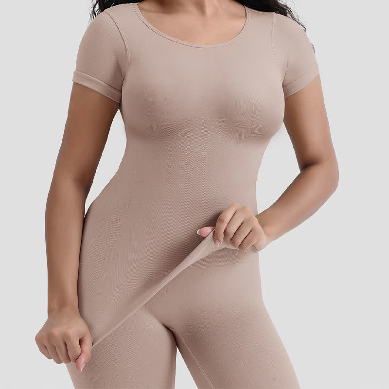 Haut gainant à manches courtes et sans coutures pour abdominoplastie