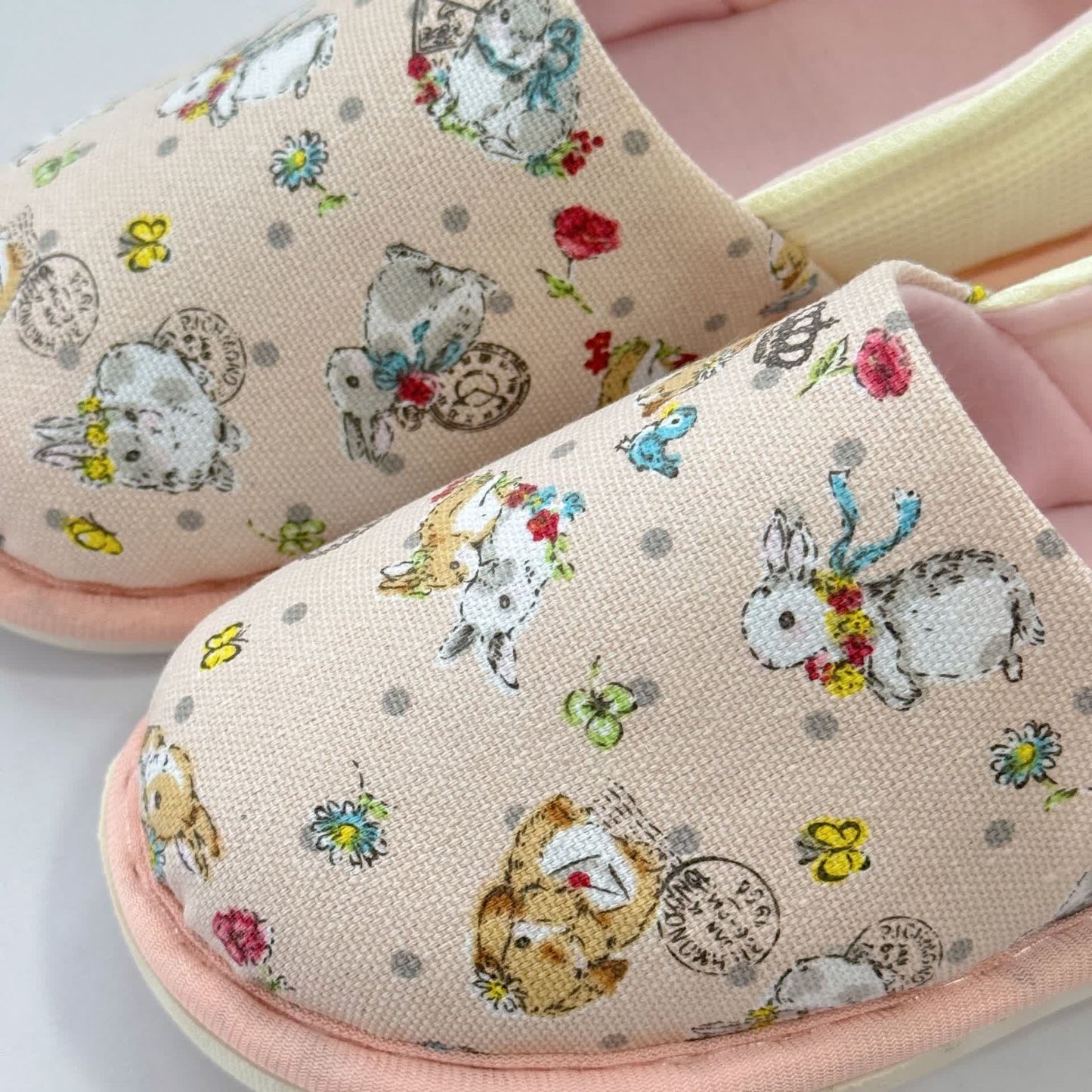 Chaussons d'intérieur antidérapants en toile à imprimé lapin - image 7