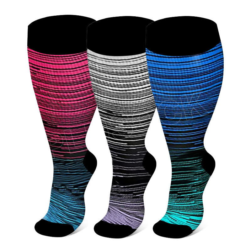Chaussettes de compression grandes tailles à lignes colorées et tendance 2XL- 7XL (3 paires) - image 0