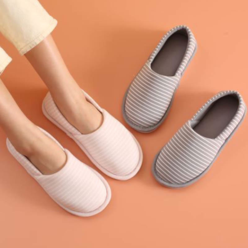 Chaussons-chaussettes à rayures grande taille