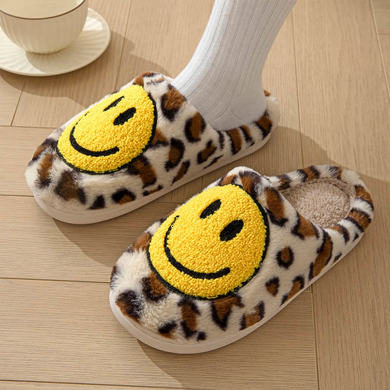 Chaussons Smiley Jaunes Grande Taille - image 1