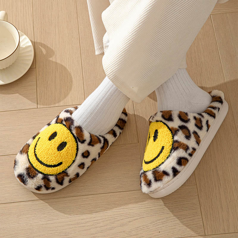 Chaussons Smiley Jaunes Grande Taille - image 4