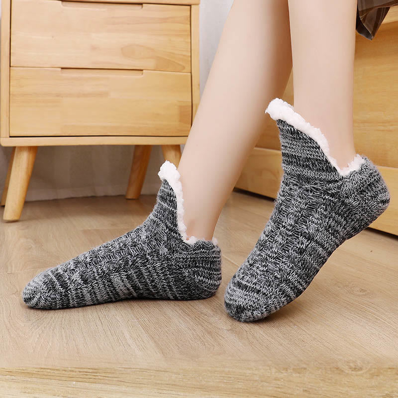 Chaussons-chaussettes en peluche grande taille - Noir - EU40-43 (US7-9) - image 3