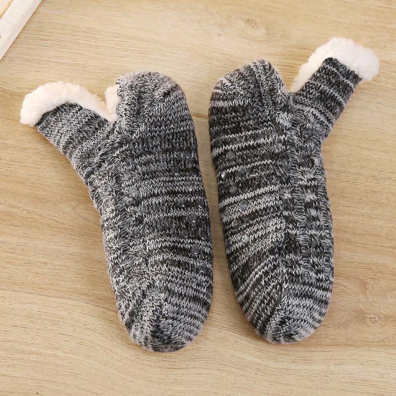 Chaussons-chaussettes en peluche grande taille - image 7