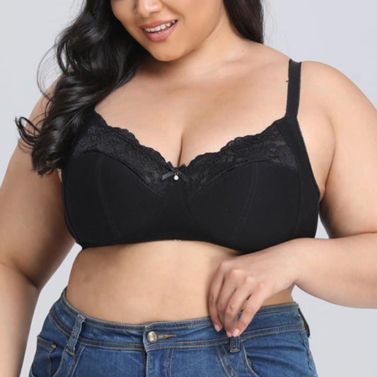 Soutiens-gorge sans armatures en dentelle noire grande taille