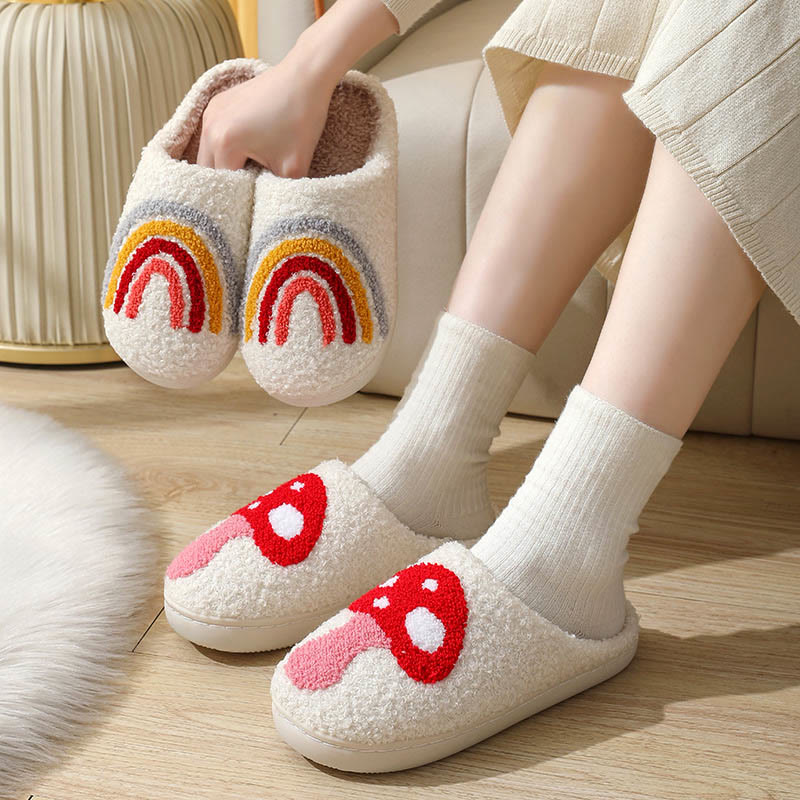 Chaussons champignons arc-en-ciel grande taille - image 0