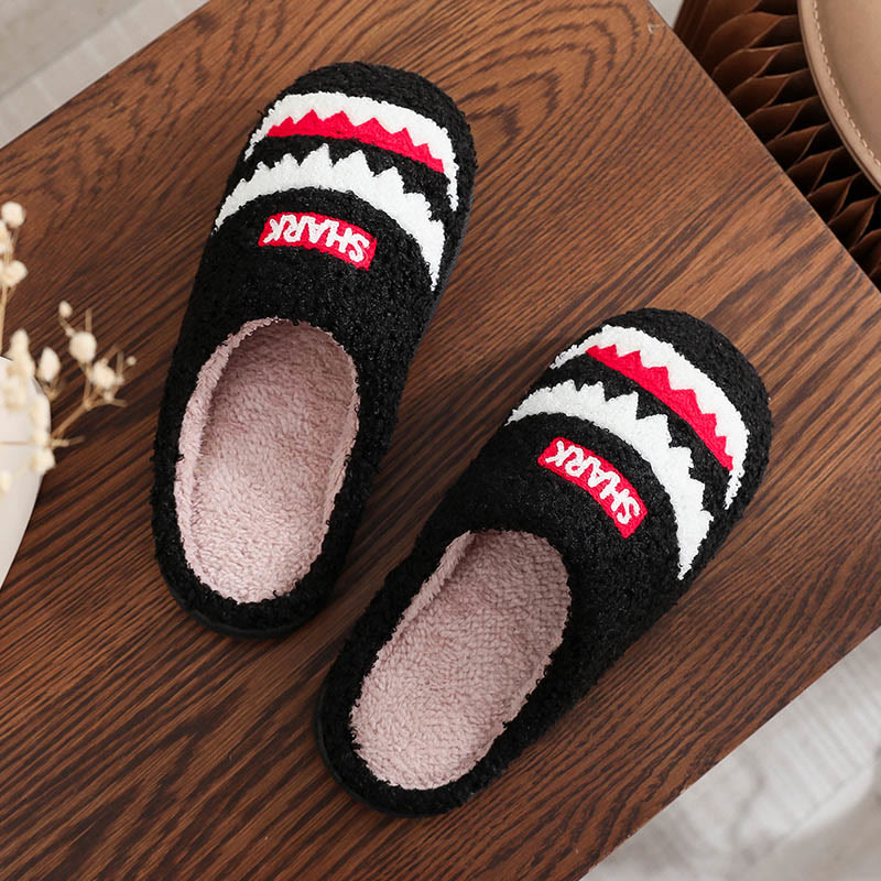 Chaussons à motifs animaux grande taille - Requin - EU 44-45 (US 10-11) - image 3