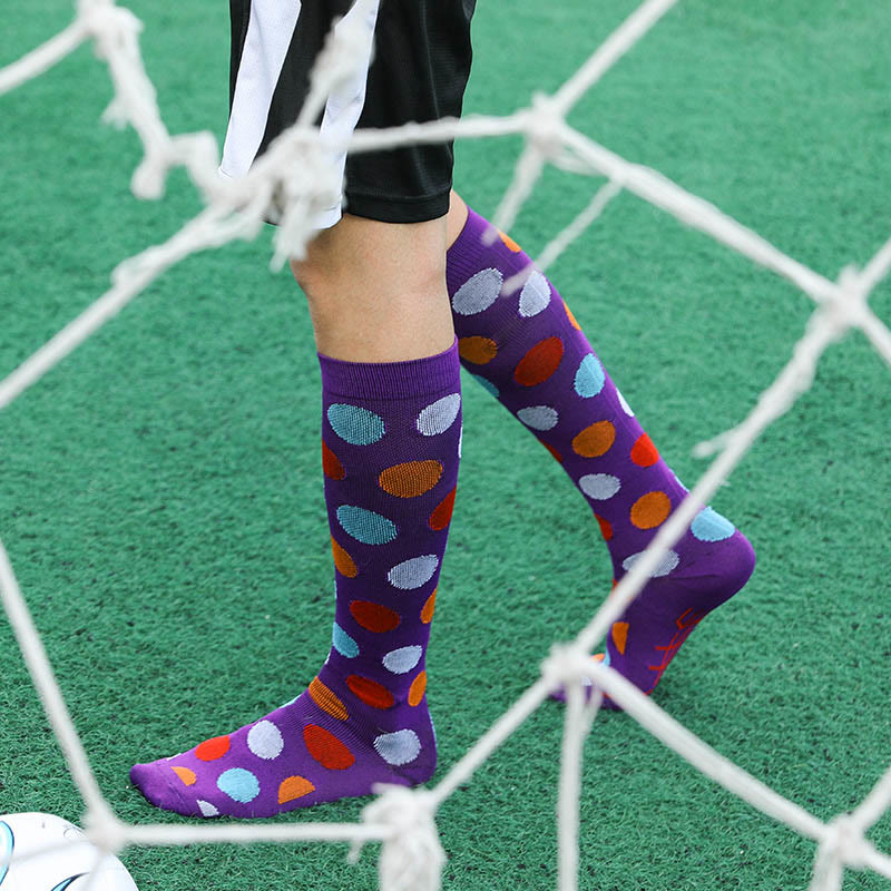 Chaussettes montantes à pois arc-en-ciel (7 paires)