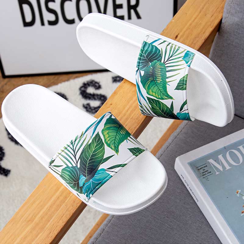 Claquettes antidérapantes grande taille (2 paires)