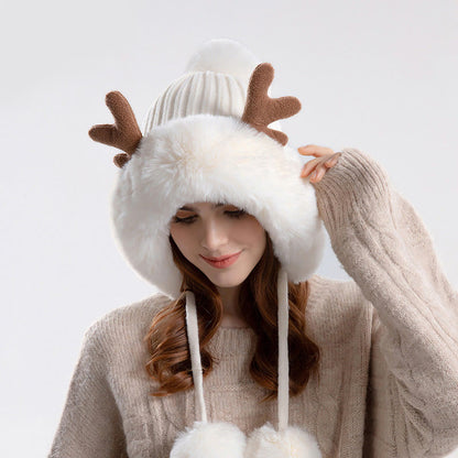 Bonnets à pompons Antlers