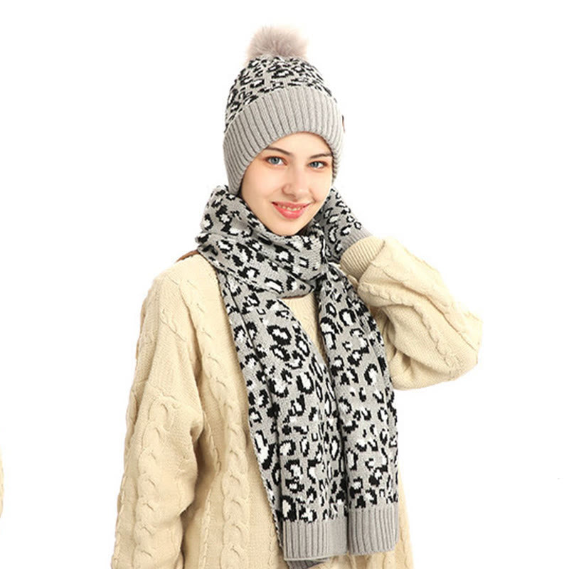 Ensemble 3 en 1 gants, bonnet et écharpe léopard - image 9
