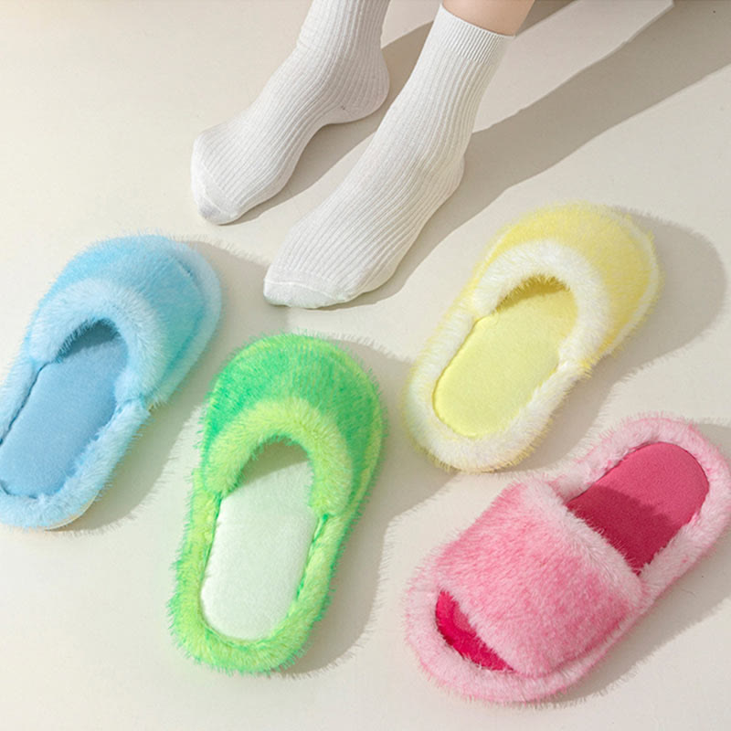 Chaussons en peluche couleur bonbon grande taille