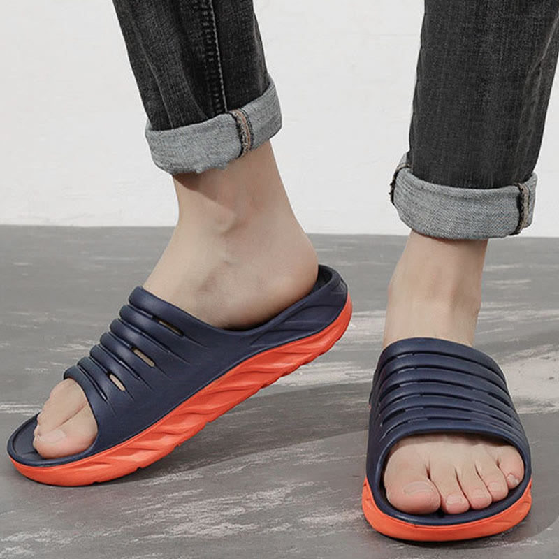 Claquettes à semelle épaisse grande taille