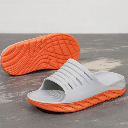 Claquettes à semelle épaisse grande taille