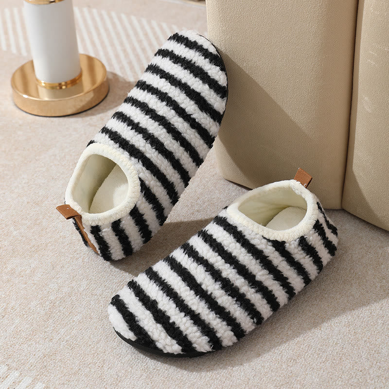 Chaussons confortables à rayures grande taille