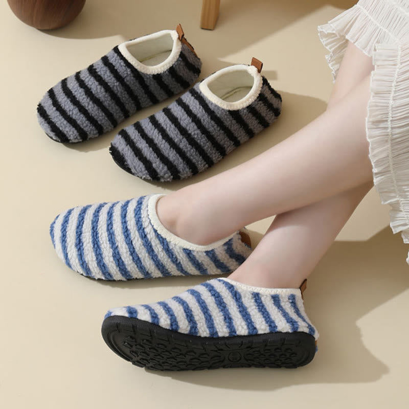 Chaussons confortables à rayures grande taille - image 1