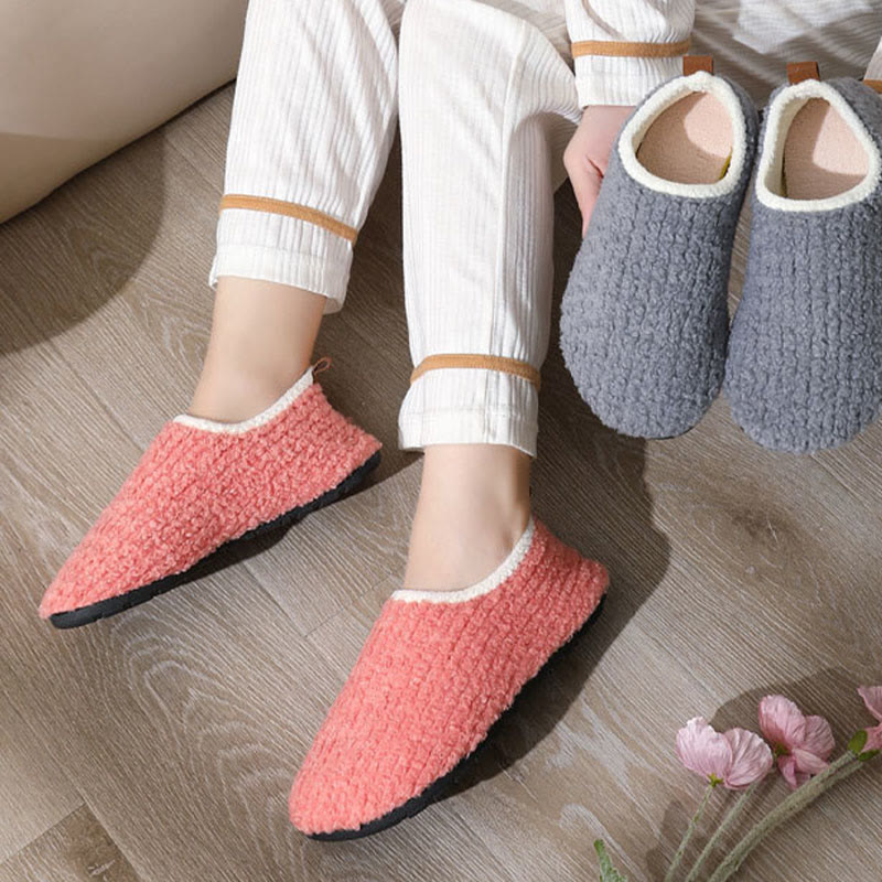 Chaussons en fourrure bouclée et duveteuse grande taille - image 1