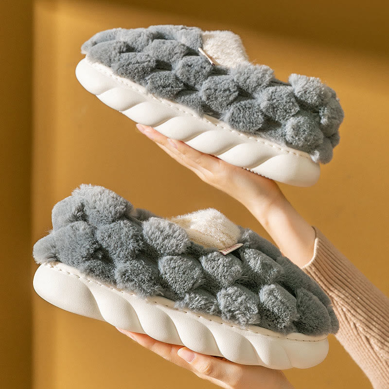 Chaussons carrés en peluche grande taille - image 2