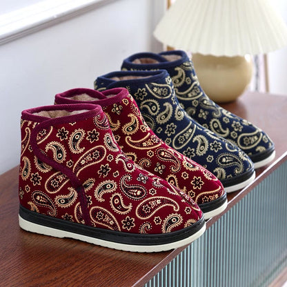 Chaussons brodés dorés grande taille - image 10