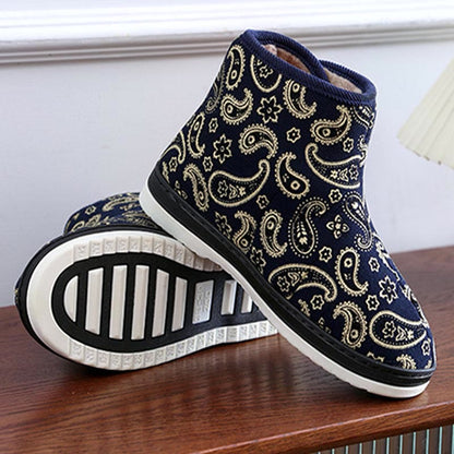 Chaussons brodés dorés grande taille - image 7