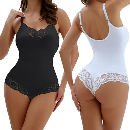 Camisole une-pièce en dentelle avec entrejambe en T