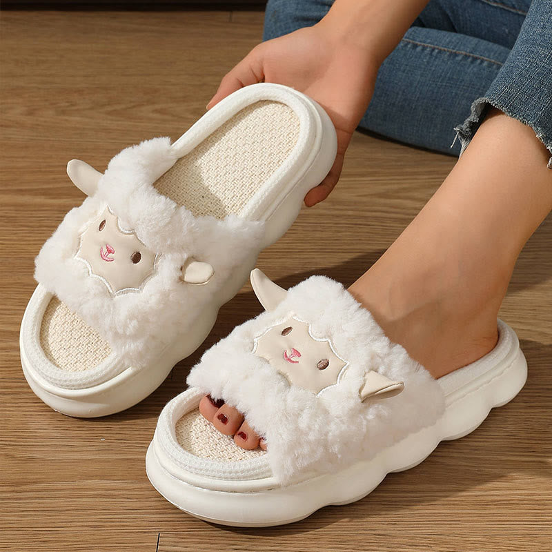 Chaussons ouverts en agneau grande taille - image 1