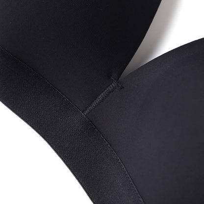 Soutien-gorge push-up sans armatures de couleur unie grande taille