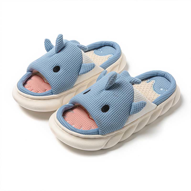 Chaussons requin grande taille - image 4