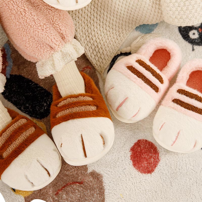 Chaussons fantaisie grande taille à motif pattes d'animaux amusants - image 0