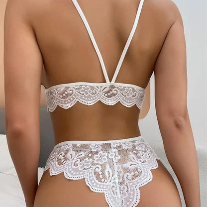 Ensemble soutien-gorge et string sexy en dentelle ajourée grande taille