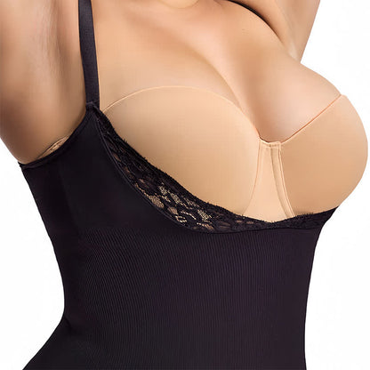 Camisole en dentelle grande taille à buste ouvert