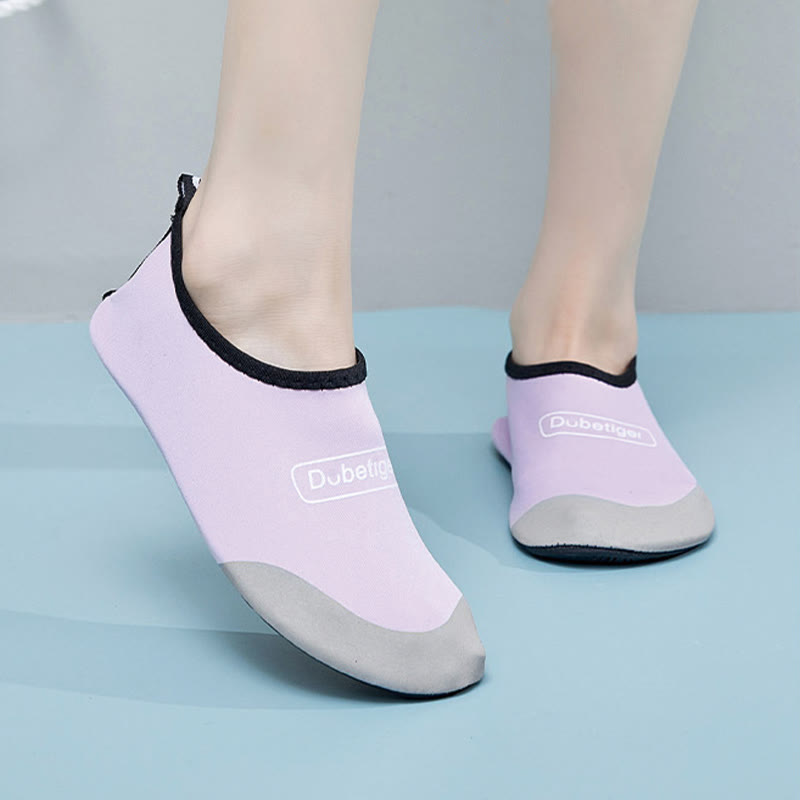 Chaussons grande taille assortis aux couleurs