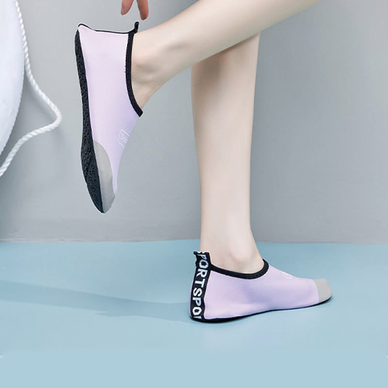 Chaussons grande taille assortis aux couleurs