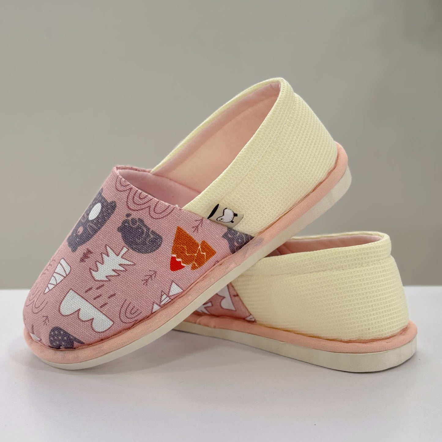 Chaussons d'intérieur antidérapants en toile à imprimé animal mignon - image 4