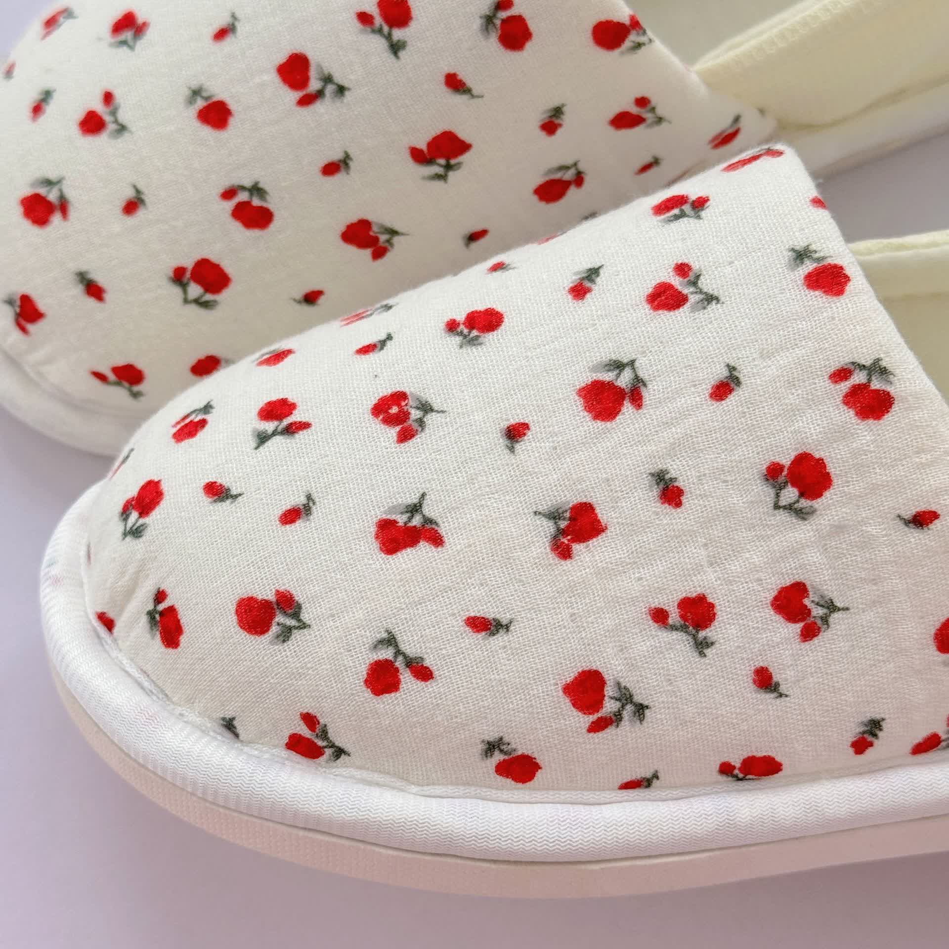 Chaussons d'intérieur en toile antidérapants à motif floral - image 4