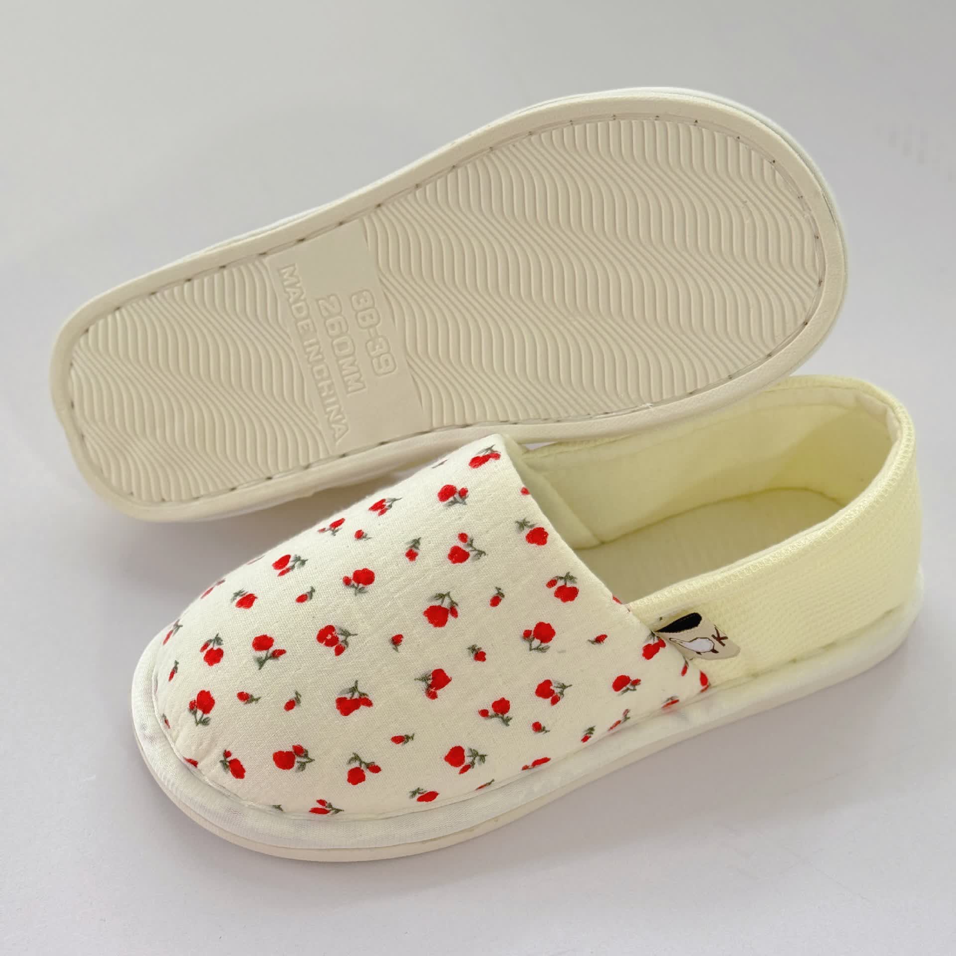 Chaussons d'intérieur en toile antidérapants à motif floral - image 3
