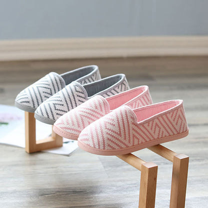 Chaussons respirants à rayures pour la maison après l'accouchement - image 0