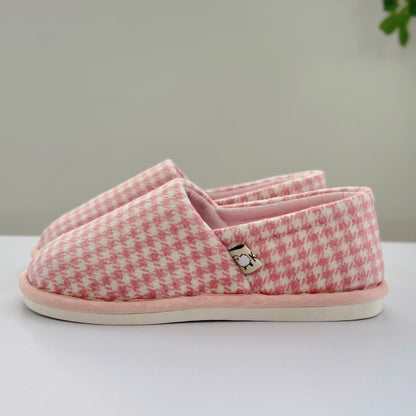 Chaussons légers antidérapants à carreaux pour la maison