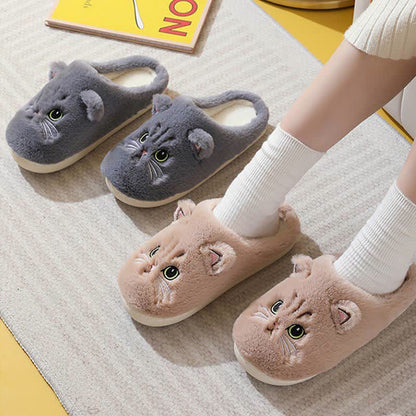 Chaussons d'intérieur en peluche avec un adorable chaton de dessin animé - image 1