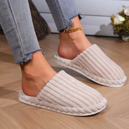 Chaussons chauds à semelle épaisse et bout fermé de couleur unie