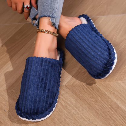 Chaussons chauds à semelle épaisse et bout fermé de couleur unie