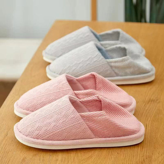 Chaussons simples à semelle souple pour la maison