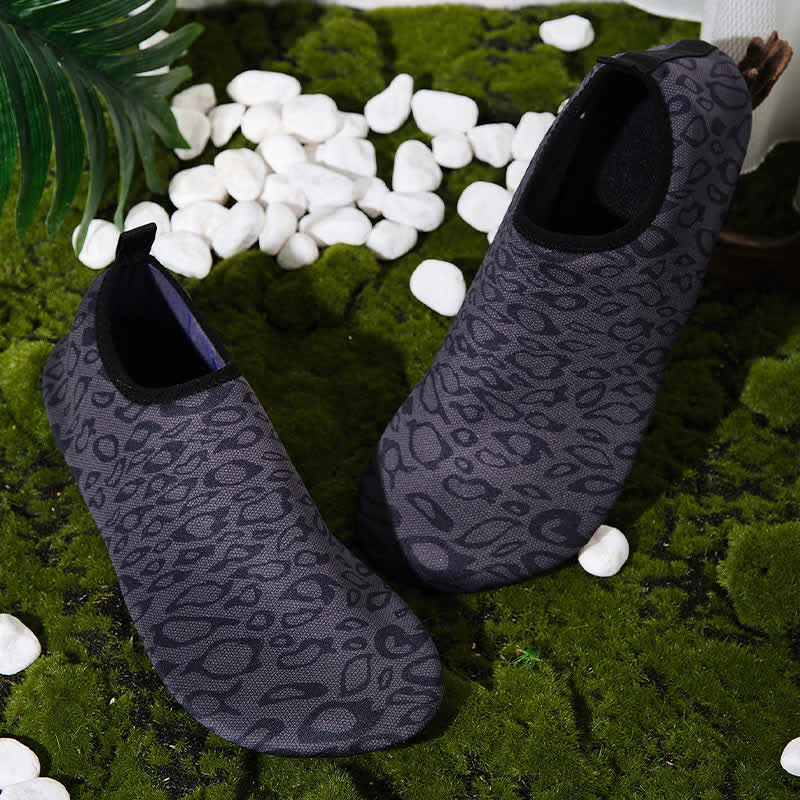 Chaussons de plage respirants et colorés à séchage rapide