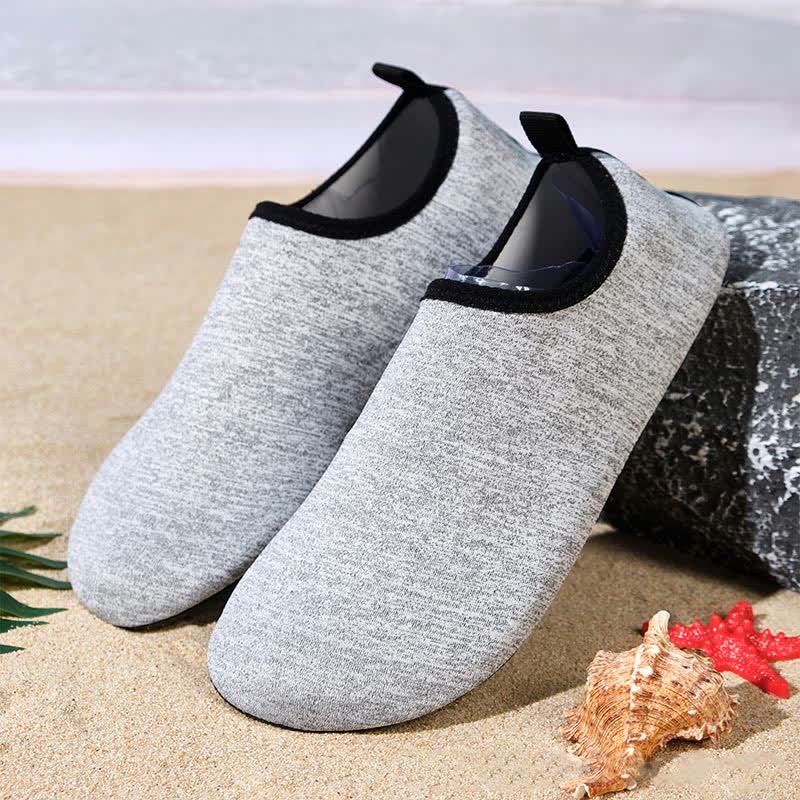 Chaussons d'intérieur antidérapants de couleur unie